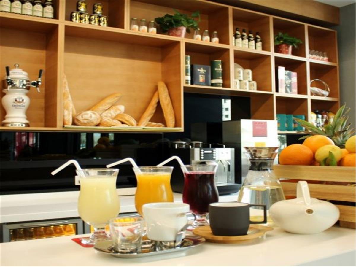 Intercity Hotel Qingdao Zewnętrze zdjęcie
